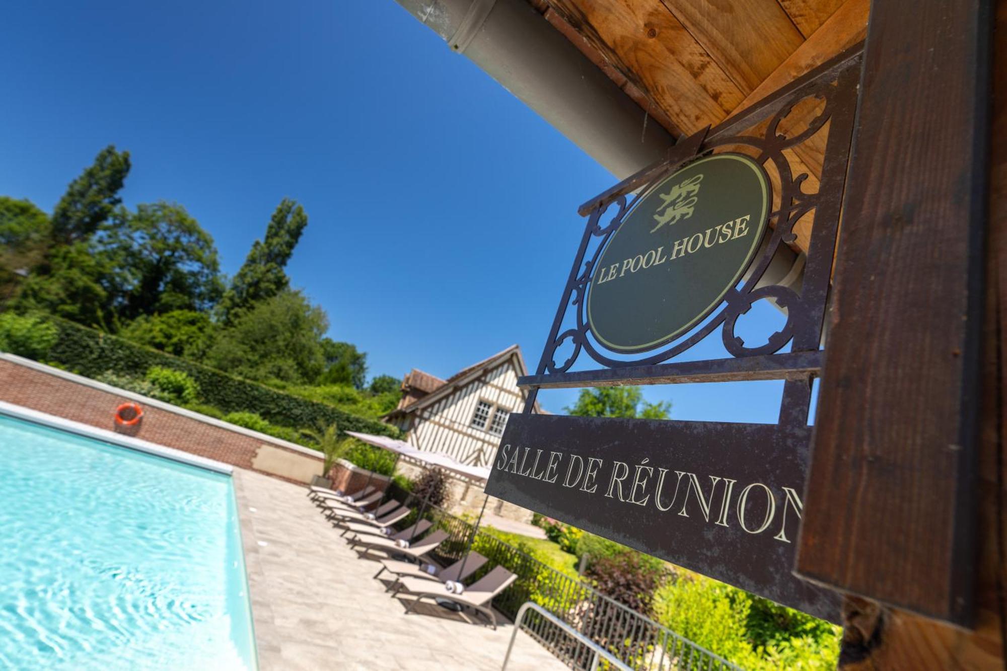 Les Manoirs Des Portes De Deauville - Small Luxury Hotel Of The World Canapville  Exterior photo