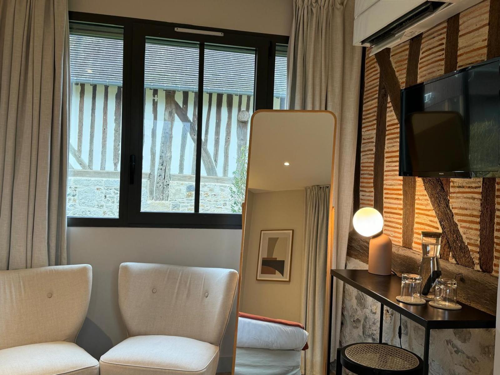 Les Manoirs Des Portes De Deauville - Small Luxury Hotel Of The World Canapville  Exterior photo